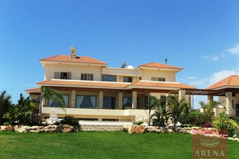 6 bedrooms Villa in Protaras, Cyprus No. 71621 5