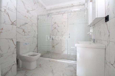 2+1 Apartment en Cinarcik, Turkey No. 12515 19