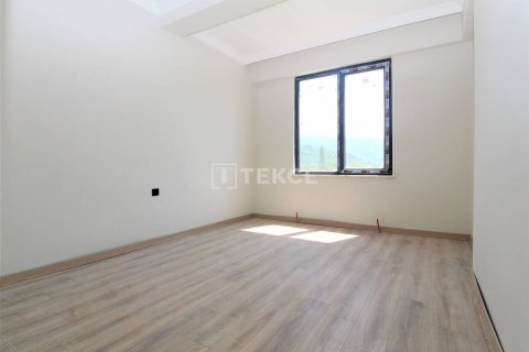 2+1 Apartment en Cinarcik, Turkey No. 12515 14