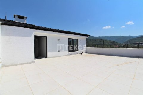 2+1 Apartment en Cinarcik, Turkey No. 12515 3