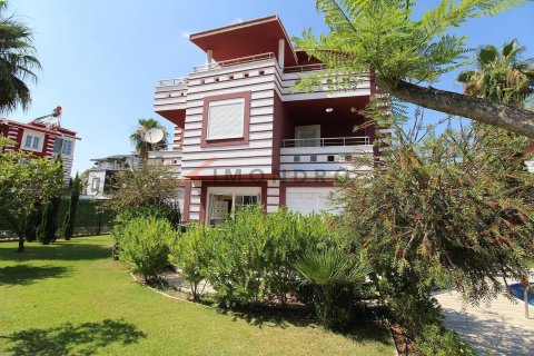 4+1 Villa en Kadriye, Turkey No. 16860 18