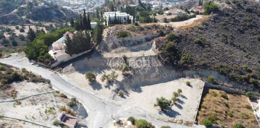 2700m² Land en Agios Tychonas, Cyprus No. 75313