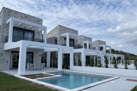 6 bedrooms Villa in Central Macedonia, Greece No. 52441 3