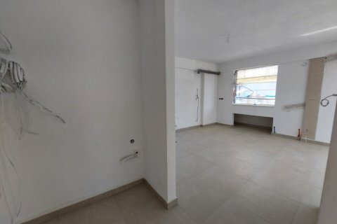 3 bedrooms Apartment in Thessaloniki, Greece No. 48659 8