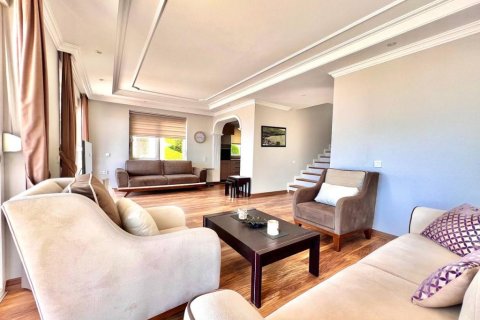 4 rooms Villa in Kargicak, Turkey No. 21446 3