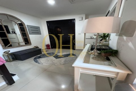 3 dormitorios Townhouse en Al Reef, UAE No. 10721 5