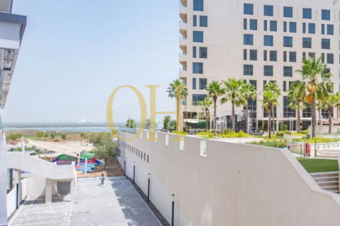 1 bedroom Apartment on the Yas Island, UAE No. 10642 4