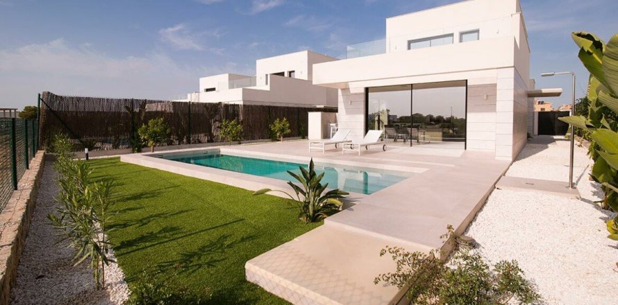 3 bedrooms Villa in Los Montesinos, Spain No. 25994