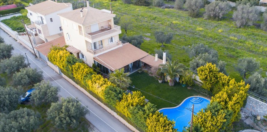 3 bedrooms Villa in Anavyssos, Greece No. 58353