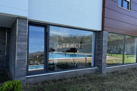 3+1 Apartment in Trabzon, Turkey No. 11297 5