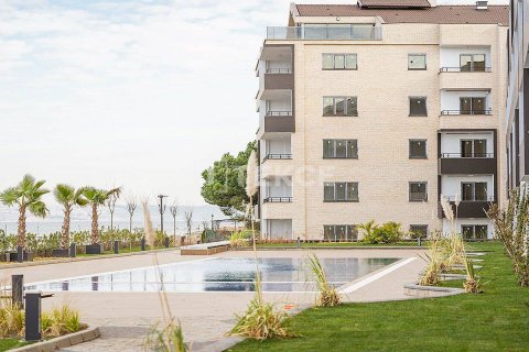 3+1 Apartment in Ciftlikkoy, Turkey No. 11319 23