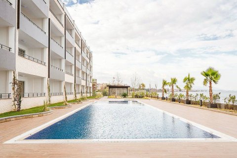 3+1 Apartment en Ciftlikkoy, Turkey No. 11319 27