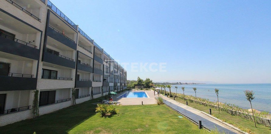 3+1 Apartment en Ciftlikkoy, Turkey No. 11319