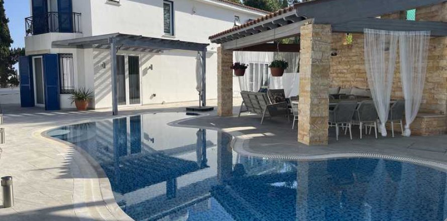 4 bedrooms Villa in Protaras, Cyprus No. 65310