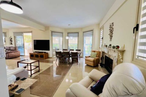 3 bedrooms Villa in Paphos, Cyprus No. 65311 4