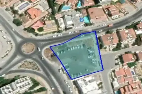 1956m² Land en Agios Athanasios, Cyprus No. 42140 1