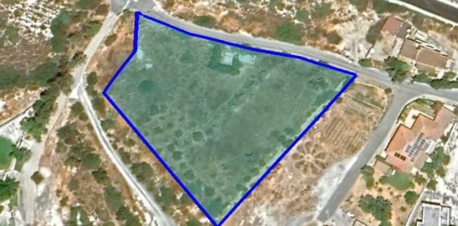 4544m² Land à Agios Tychonas, Cyprus No. 42141