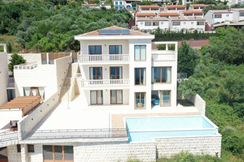 4 dormitorios Villa en Budva, Montenegro No. 66976 29