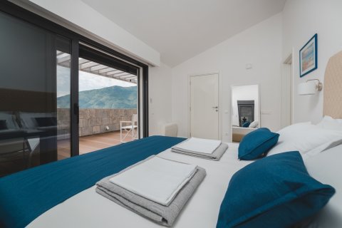 3 bedrooms Villa in Kotor, Montenegro No. 66973 24