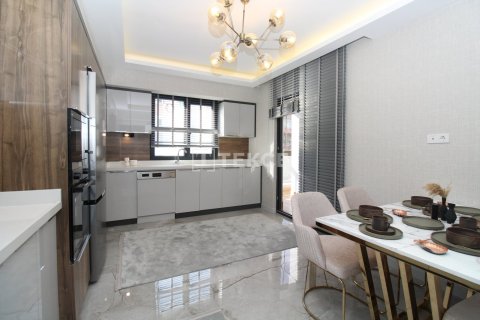 4+1 Apartment in Ankara, Turkey No. 12462 15