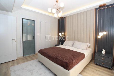 4+1 Apartment in Ankara, Turkey No. 12462 19