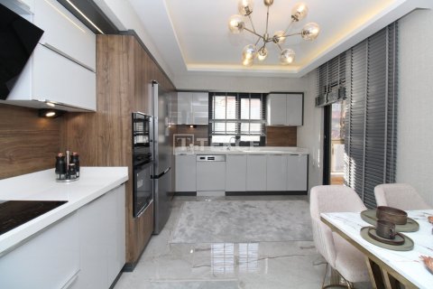 4+1 Appartement à Ankara, Turkey No. 12462 16