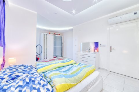 2+1 Apartment in Mahmutlar, Turkey No. 12426 25