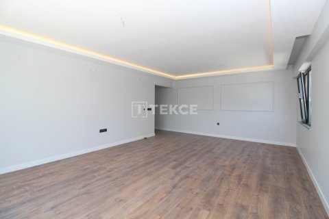 4+1 Apartment in Ankara, Turkey No. 14004 5