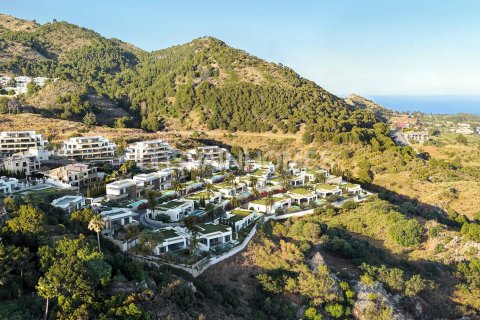 3 bedrooms Penthouse in Mijas, Spain No. 88224 1