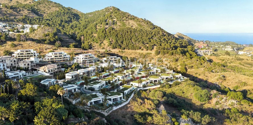 3 bedrooms Penthouse in Mijas, Spain No. 88224