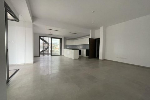 3 dormitorios Apartment en Limassol, Cyprus No. 51558 2