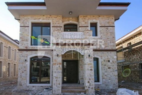 5 rooms Villa in Dosemealti, Turkey No. 11700 2