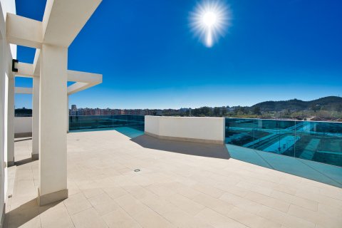 3 dormitorios Apartment en Fuengirola, Spain No. 27038 4