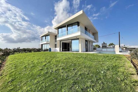 4 bedrooms Villa in Ayia Napa, Cyprus No. 71008 1