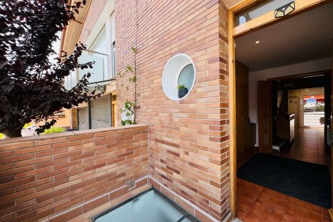 5 bedrooms Townhouse in Premia De Dalt, Spain No. 27838 7