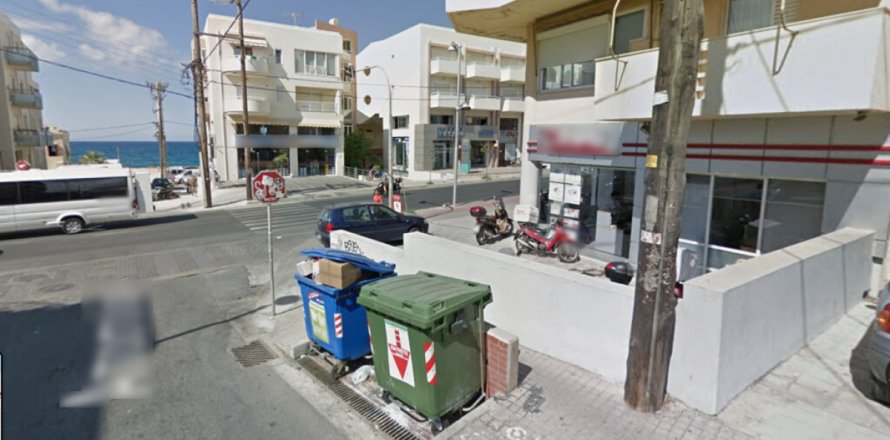 123m² Commercial property in Rethymno, Greece No. 51234