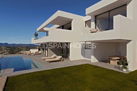 3 bedrooms Villa in Benitachell, Spain No. 25763 1