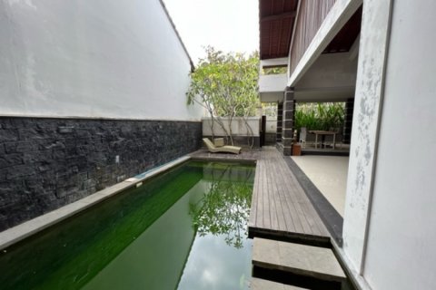 4 bedrooms Villa in Jimbaran, Indonesia No. 23148 5