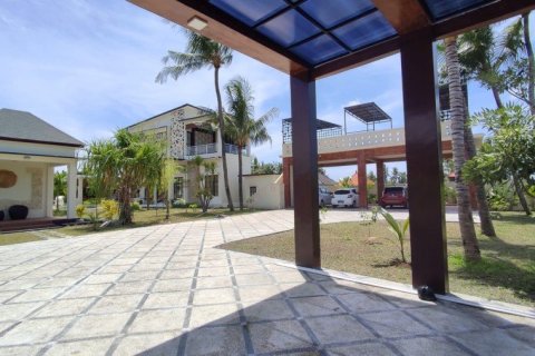 4 bedrooms Villa in Sukawati, Indonesia No. 23051 15