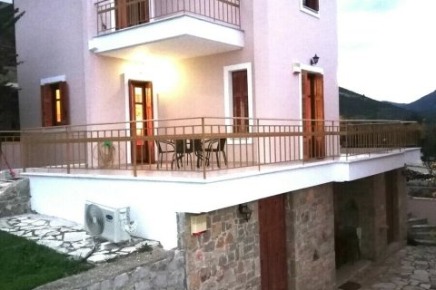 164m² Maisonnette à Elis, Greece No. 55714 2