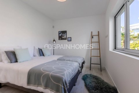 2 dormitorios Apartment en Casares, Spain No. 25830 4