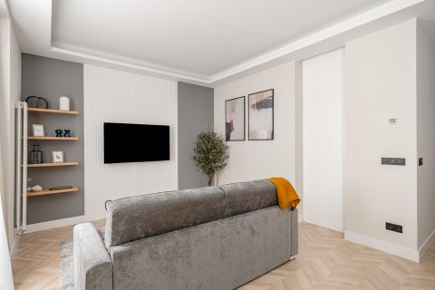 3 dormitorios Apartment en Madrid, Spain No. 26895 5