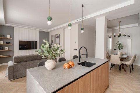 3 dormitorios Apartment en Madrid, Spain No. 26895 1