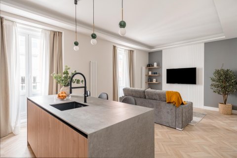 3 dormitorios Apartment en Madrid, Spain No. 26895 3