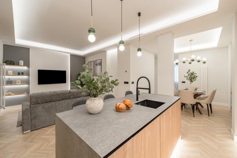 3 dormitorios Apartment en Madrid, Spain No. 26895 2