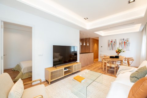 2 dormitorios Apartment en Madrid, Spain No. 26896 4