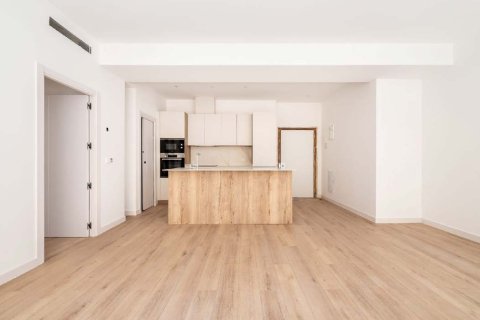 3 dormitorios Apartment en Madrid, Spain No. 26903 5