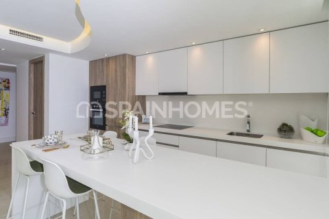 3 dormitorios Penthouse en San Roque, Spain No. 27736 6