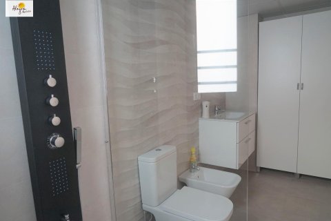 2 bedrooms Apartment in Valencia, Spain No. 27650 10