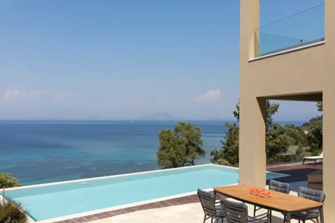 4 dormitorios Villa en Corfu, Greece No. 61577 3